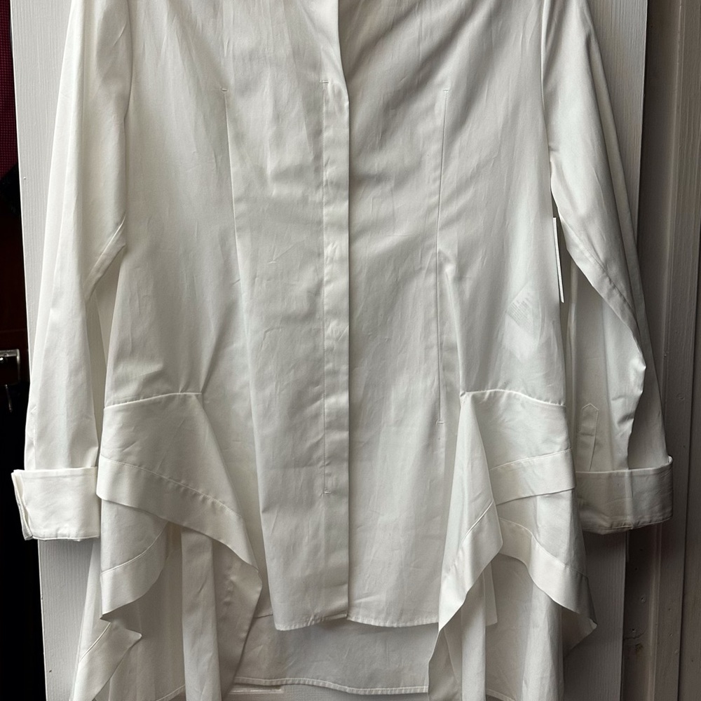 White Jil Sander “Edith” cotton blouse with long ties / ribbons. NWT! Size 38
